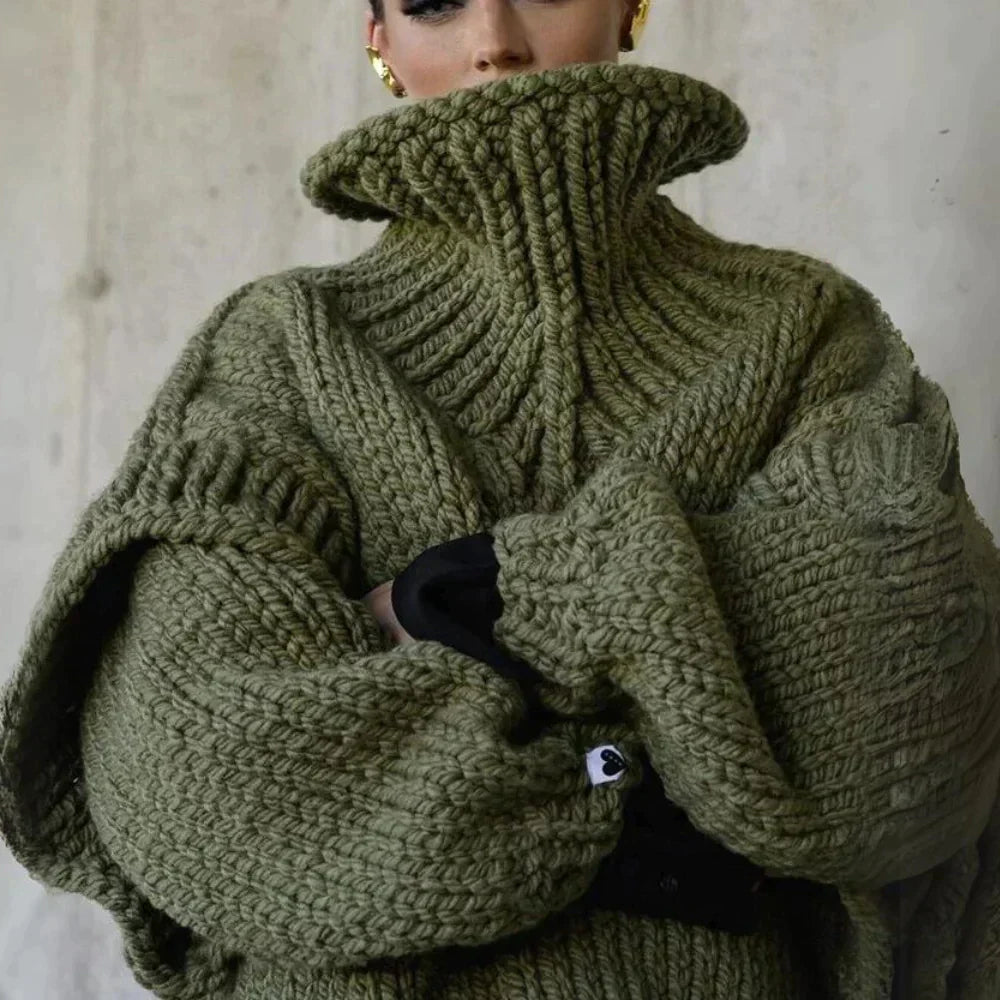 Women's Chunky Turtleneck Sweater in Green