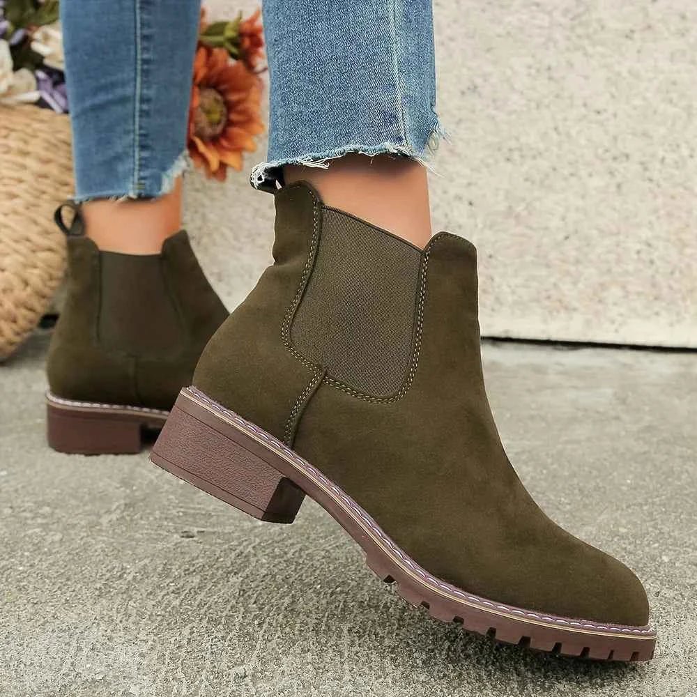Women's Suede Chelsea Boots