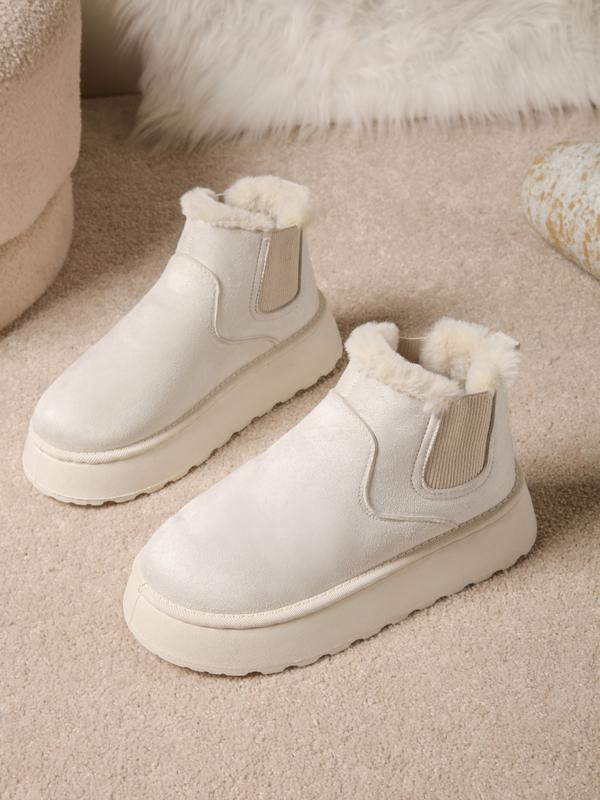 Platform Chelsea snow boots in white