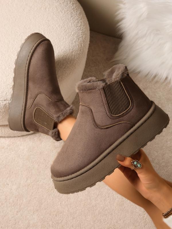 Platform Chelsea snow boots in khaki