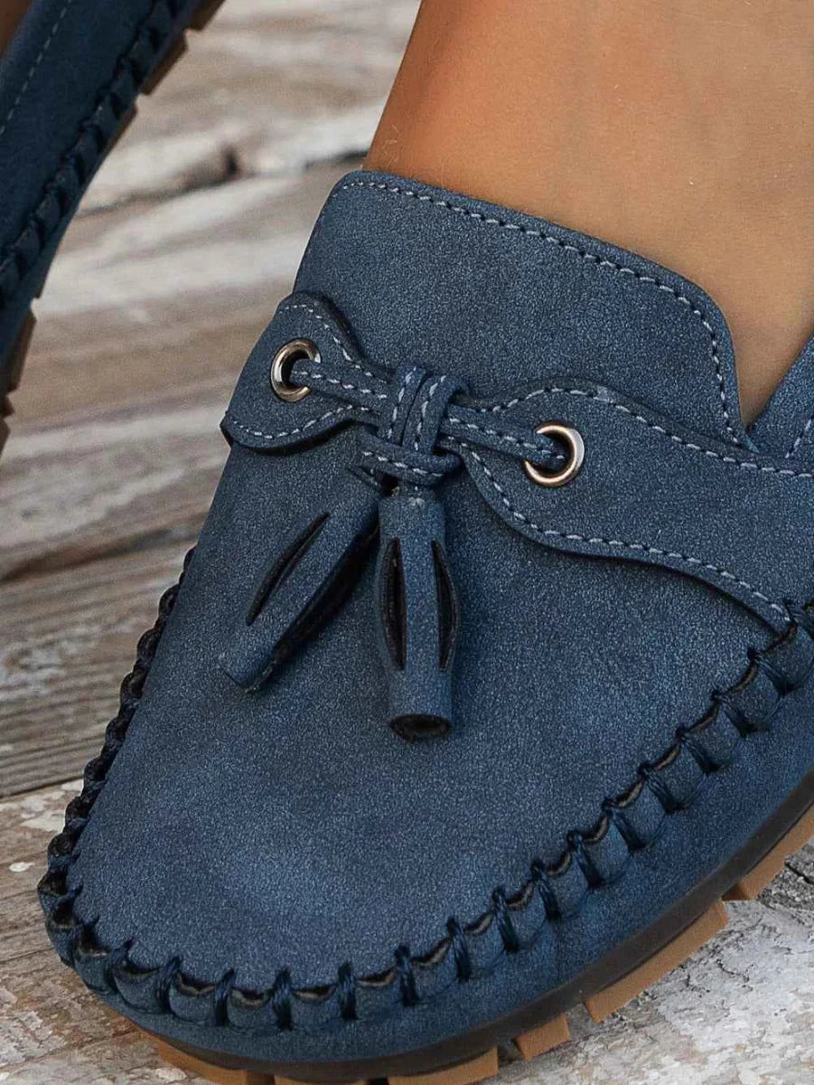Roos | Suede Bow Loafers