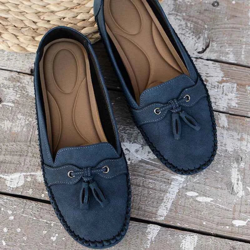 Roos | Suede Bow Loafers