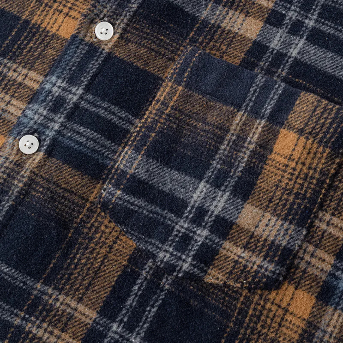 Men's plaid flannel shirt