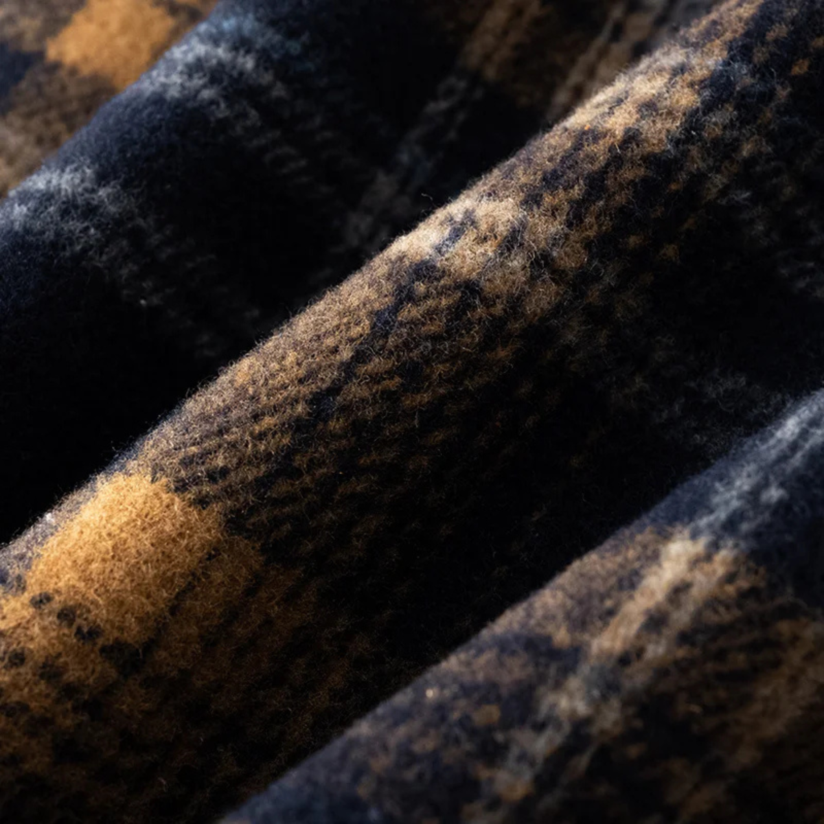 Men's plaid flannel shirt