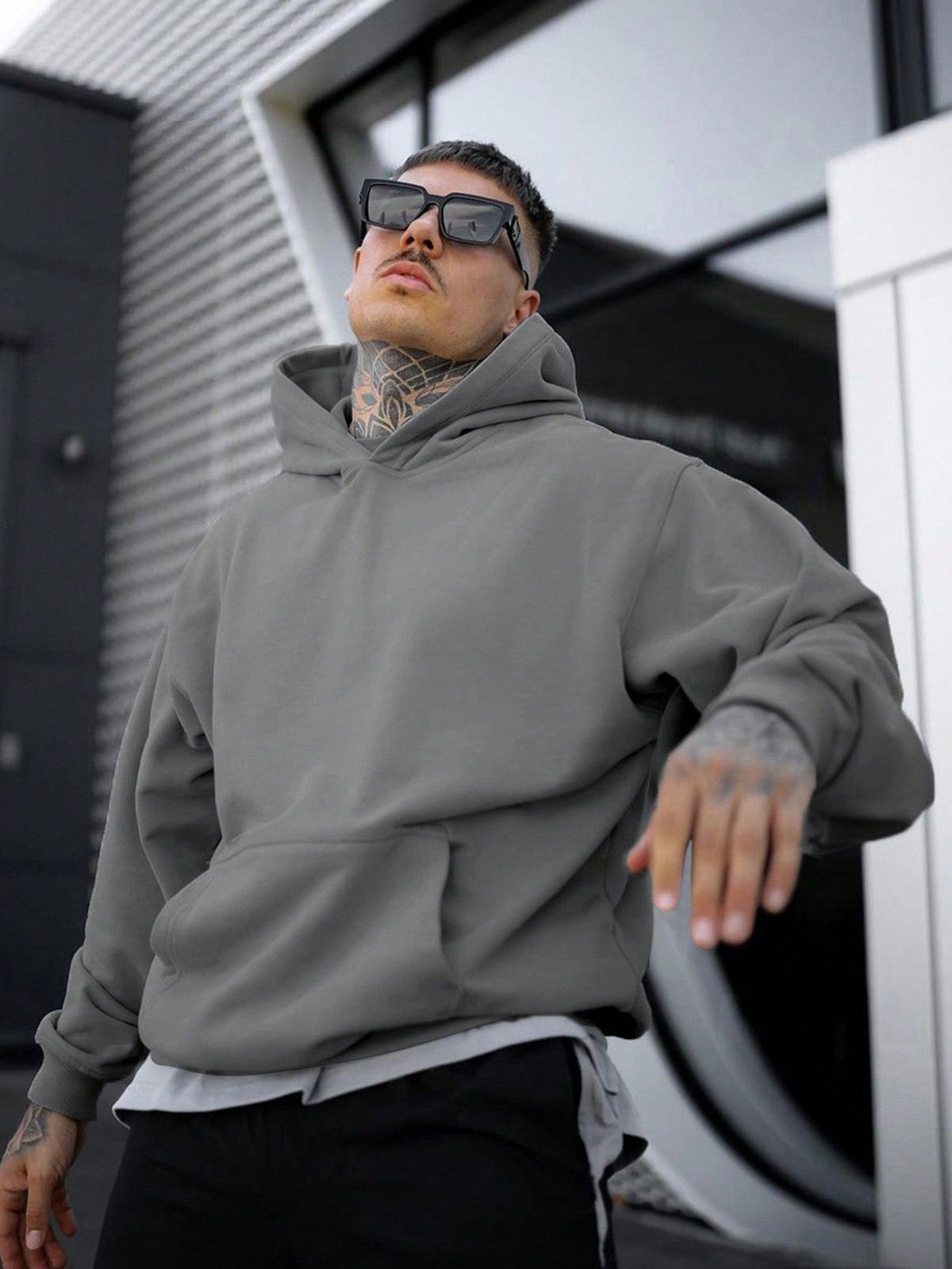 Men's Oversized Fleece Hoodie in Dark Grey