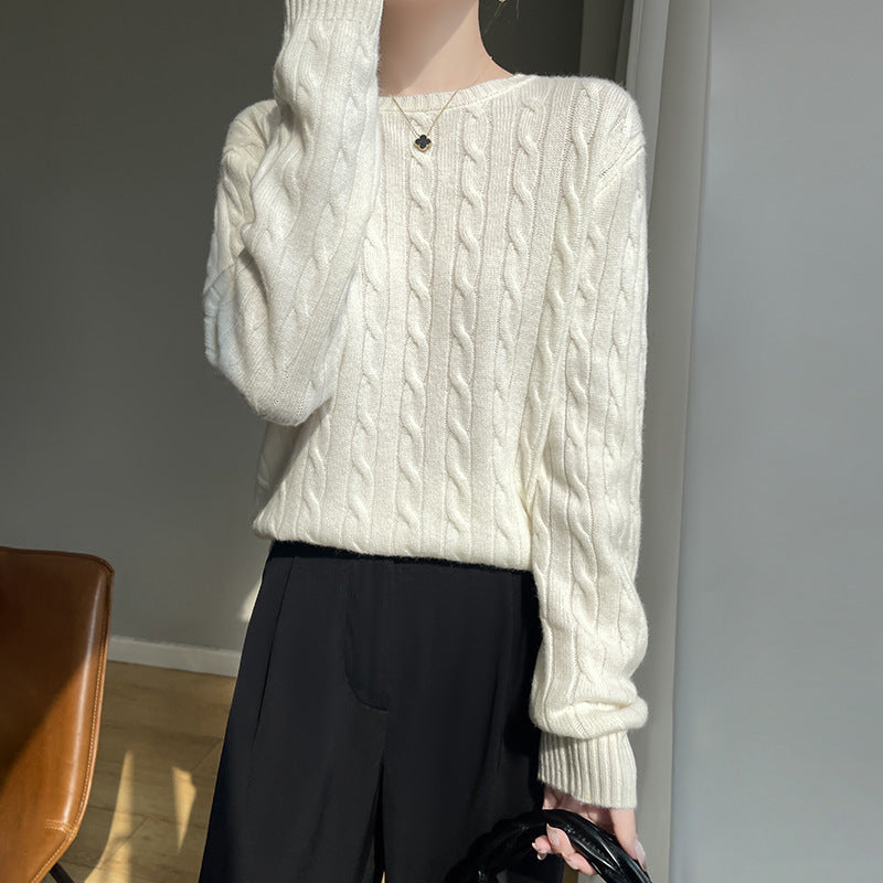 Women's Cable Knit Crew Neck Sweater in Cream