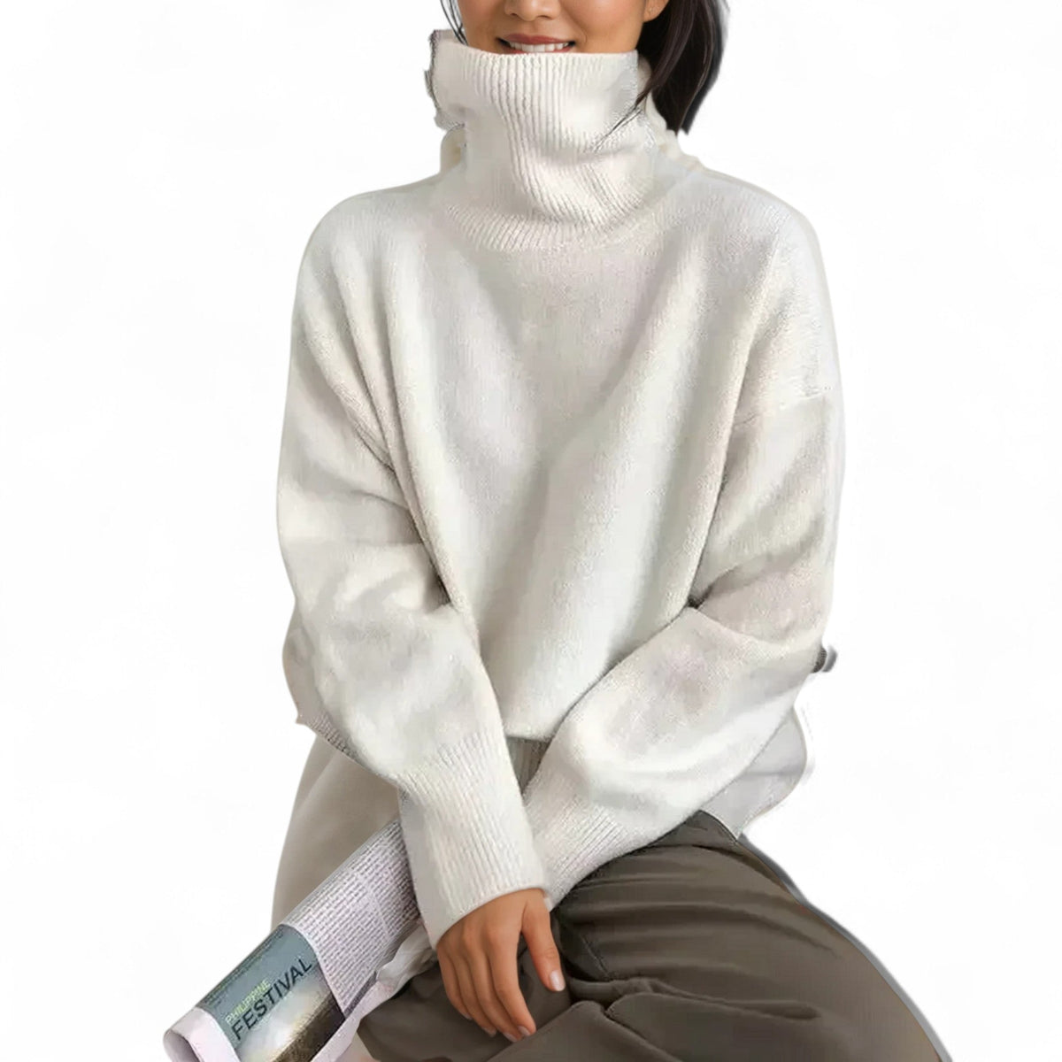Women's Chunky Turtleneck Sweater in Ivory