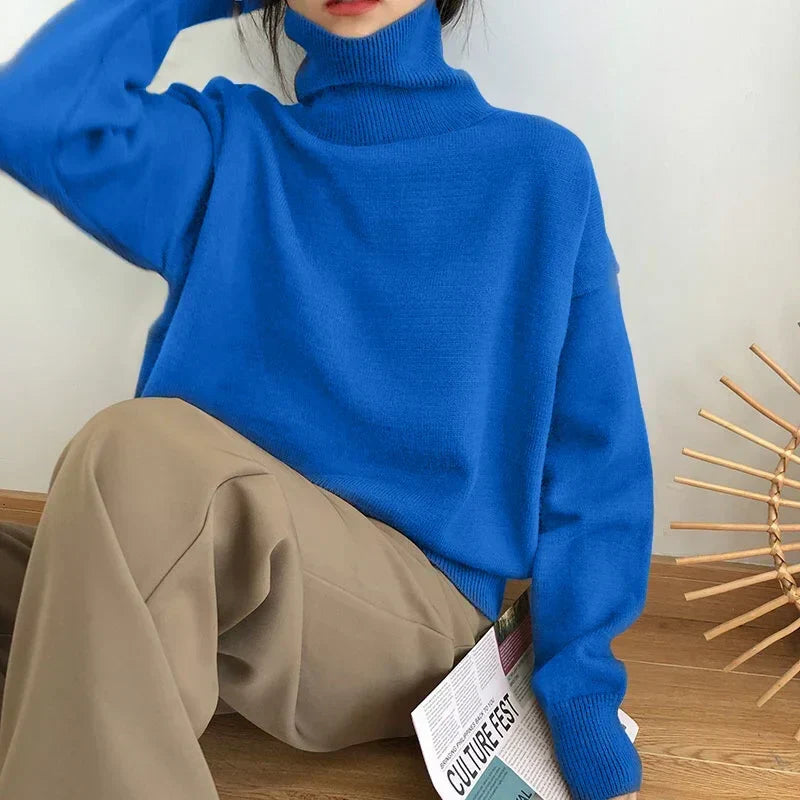 Women's Chunky Turtleneck Sweater in Royal Blue