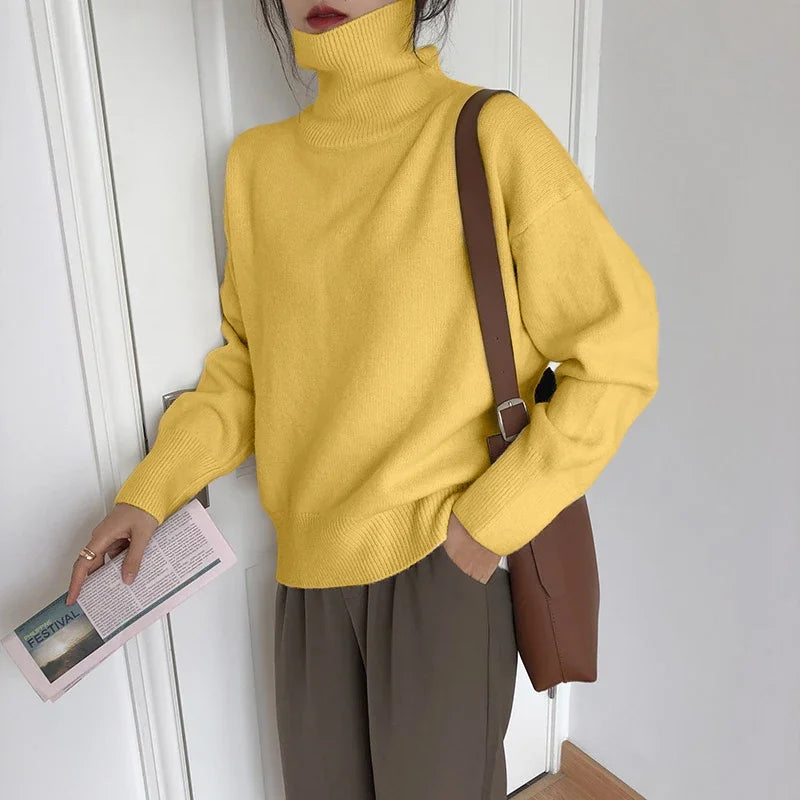 Women's Chunky Turtleneck Sweater in Yellow