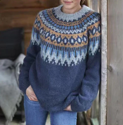 Women's Fair Isle Yoke Sweater in Navy