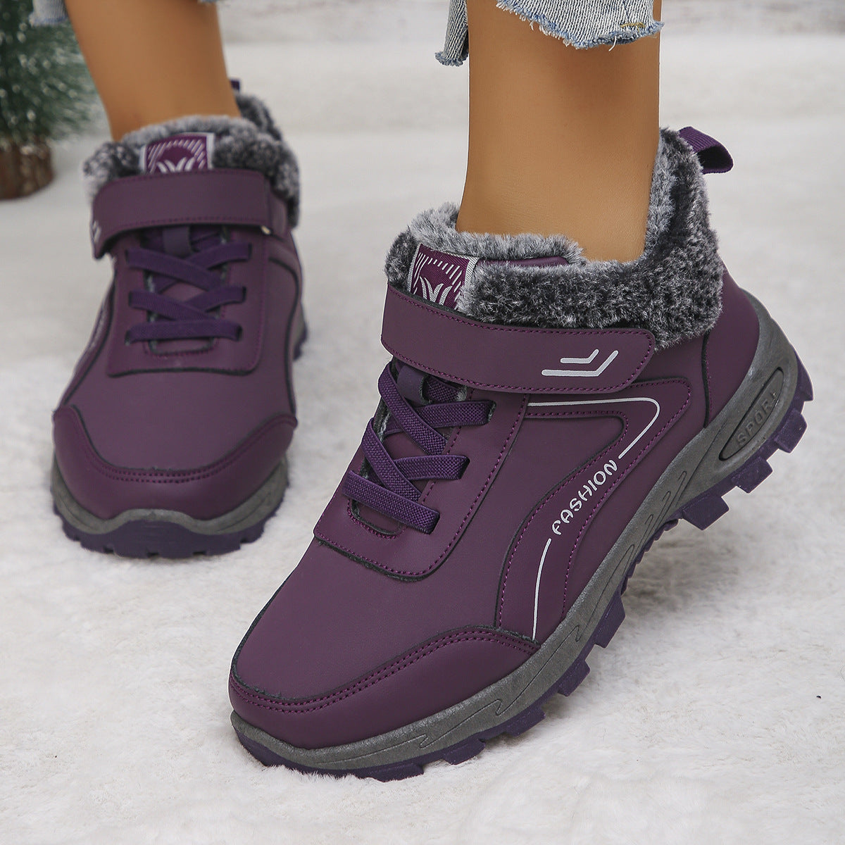 Women's Lace Up Trainer Winter Boots