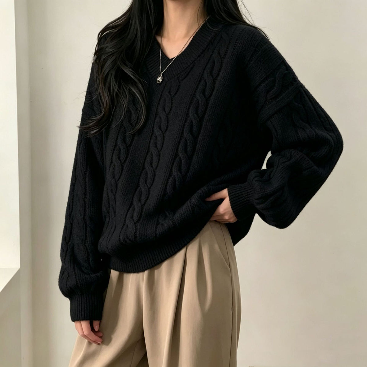 Women's Oversized Cable Knit Sweater in Black