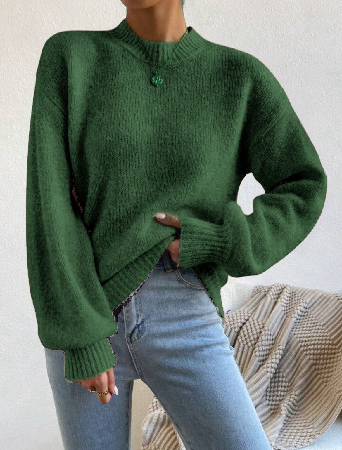 Women's Oversized Mock Neck Sweater in Hunter Green