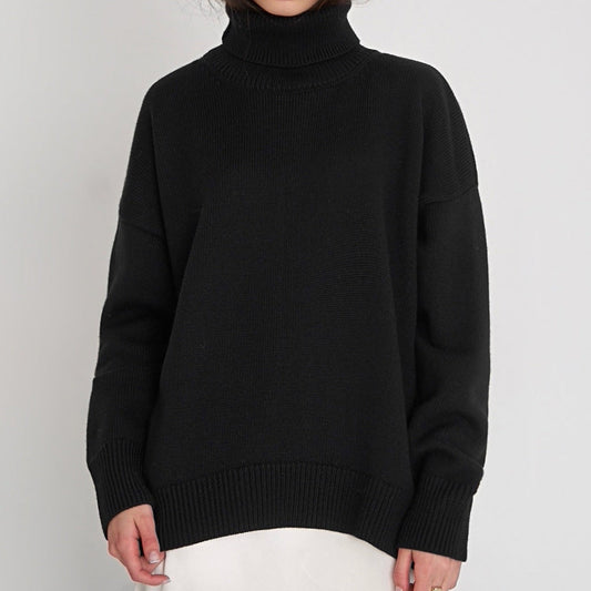 Women's Oversized Turtleneck Sweater in Black
