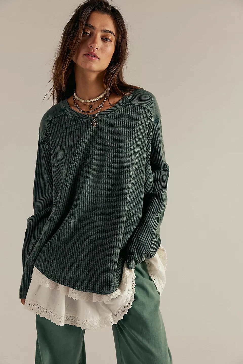 Women's Oversized Waffle Knit Sweater in Bottle Green