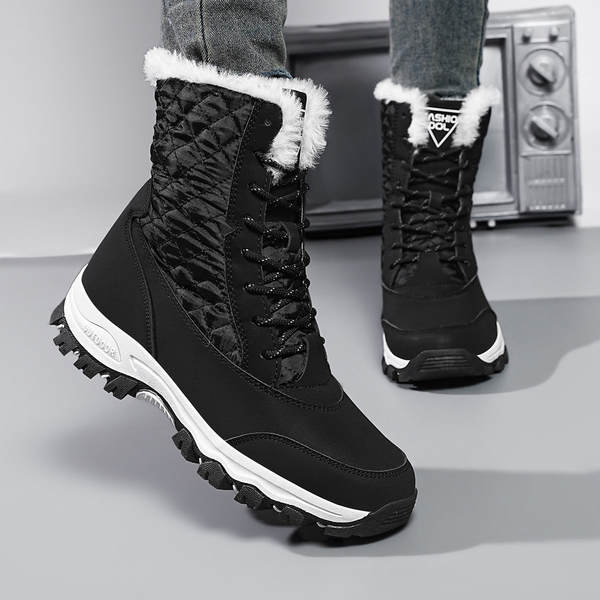Women's Quilted Lace Up Winter Boots