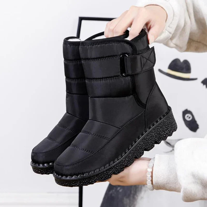Women's Quilted Strap Winter Boots
