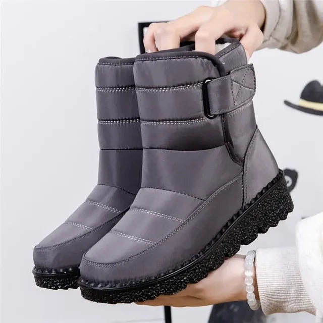 Women's Quilted Strap Winter Boots in Grey