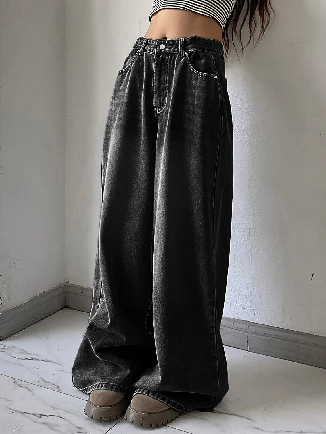 Women's Relaxed Wide Leg Baggy Jeans