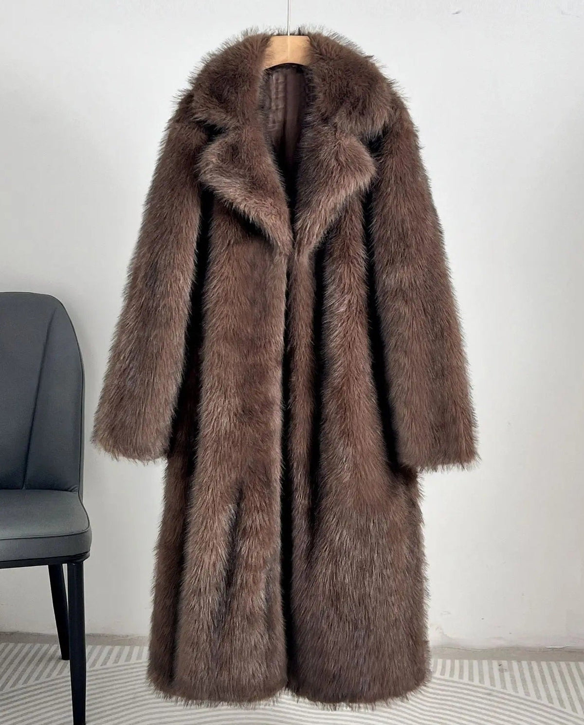 Women's Shaggy Faux Fur Coat in Brown