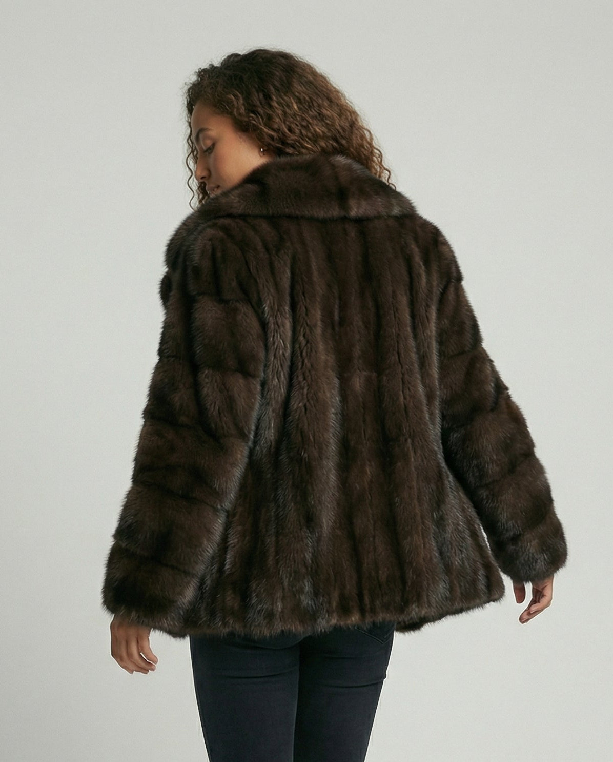 Women's Short Faux Fur Coat