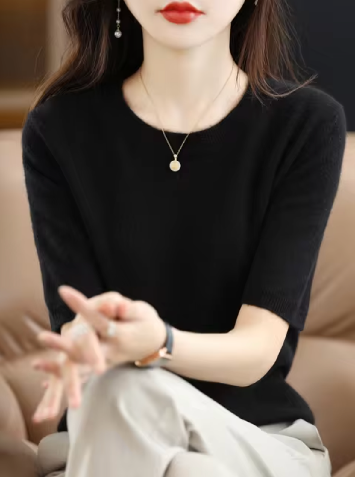 Women's Short Sleeve Knit Top in Black